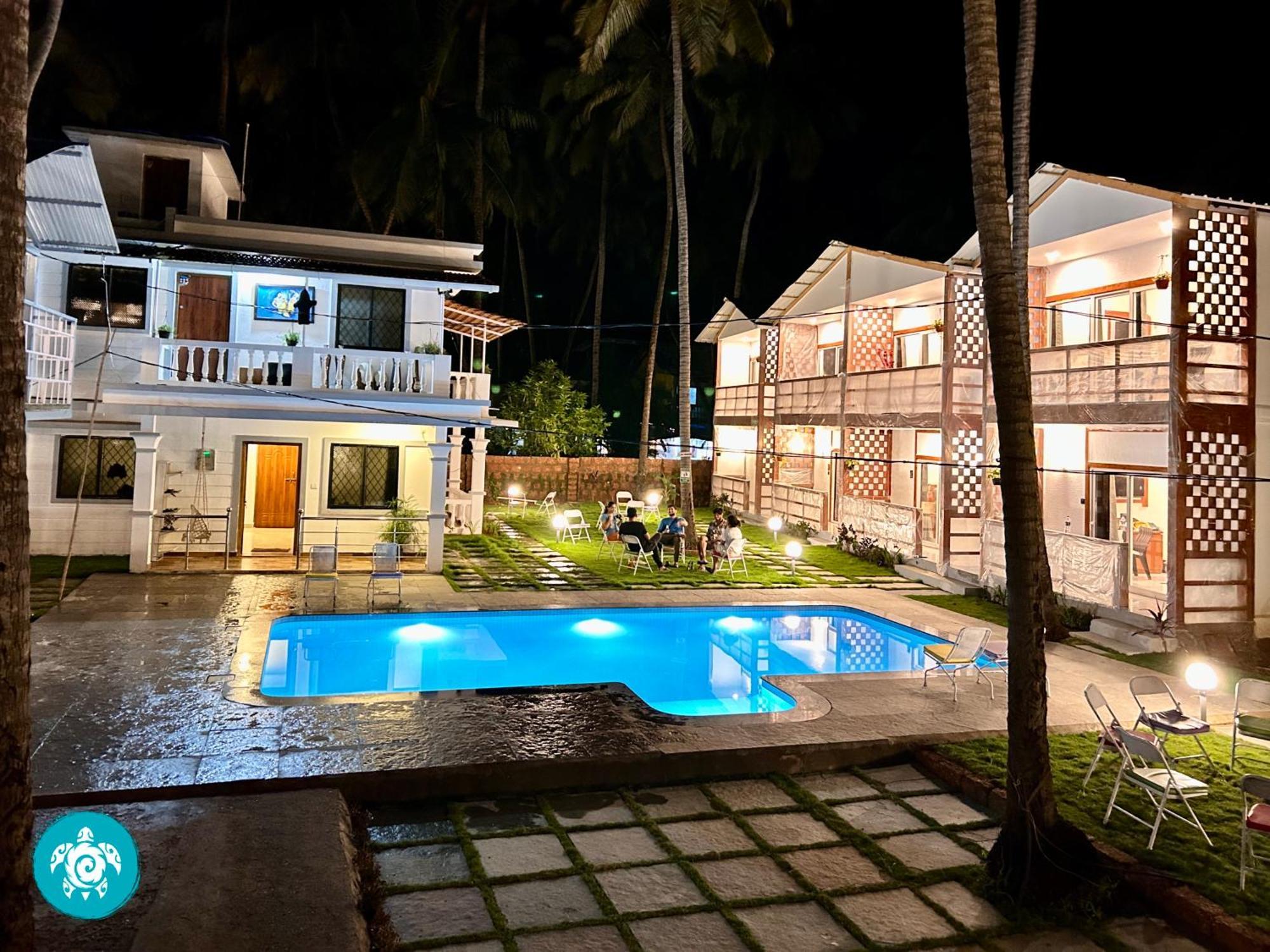 מוריג'ים White Turtle Hotel מראה חיצוני תמונה